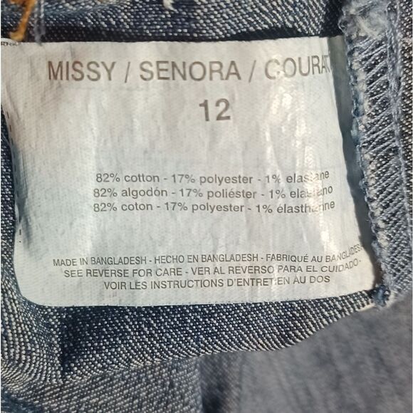 615148.......Gloria Vanderbilt  Crop Jeans Size 12, W34" 20"Inseam  11"Rise - Picture 5 of 6